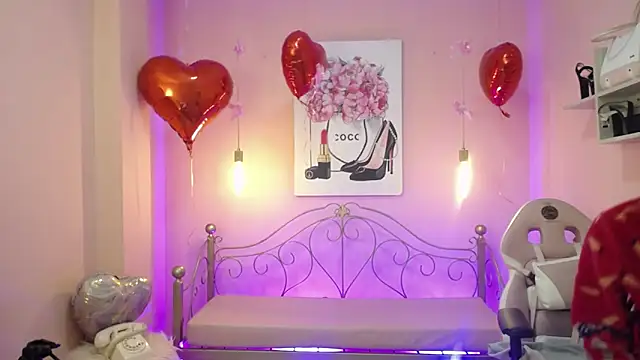 ingrid03 taffur online show from February 11, 2026, 8:20 pm