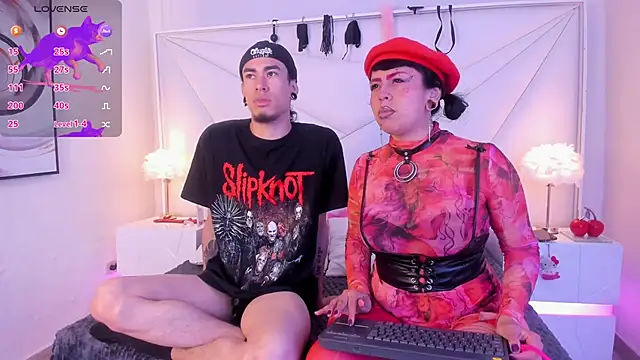 Snapshot of conjuring_ chatting on October 20, 2025, 3:08 am conjuring online show from October 20, 2025, 3:08 am