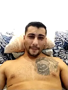 gooddboy01 online show from October 20, 2025, 7:36 pm