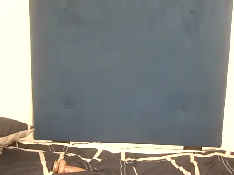 ShyHun16 online show from November 14, 2025, 1:42 am