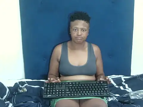 ShyHun16 online show from October 3, 2025, 9:22 am