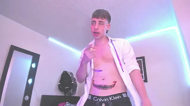 Snapshot of PapiNoha chatting on October 31, 2025, 7:43 pm PapiNoha online show from October 31, 2025, 7:43 pm