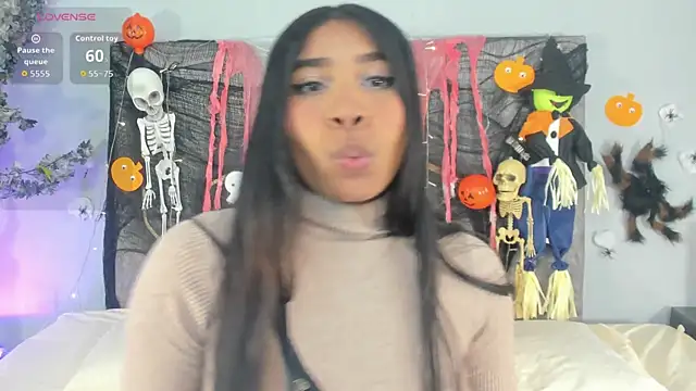 Nahomycarterr online show from October 21, 2025, 7:46 pm