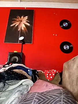 CHOCHJJ online show from November 2, 2025, 10:42 am