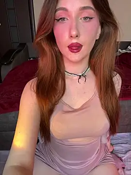 Evelyn39 online show from October 18, 2025, 11:01 am