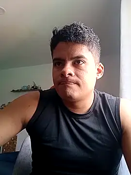 Snapshot of luigidickk chatting on October 30, 2025, 4:48 pm luigidickk online show from October 30, 2025, 4:48 pm