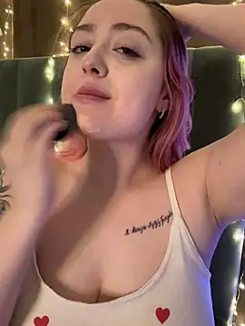 KellyMoors online show from February 5, 2026, 1:56 am