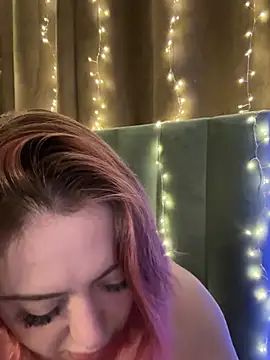 KellyMoors online show from February 25, 2026, 1:50 am