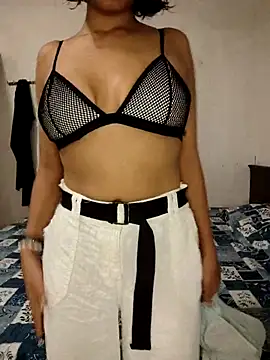 Snapshot of Shy_Jolly chatting on October 5, 2025, 9:11 am Shy Jolly online show from October 5, 2025, 9:11 am