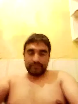 juancristal online show from October 2, 2025, 5:33 am