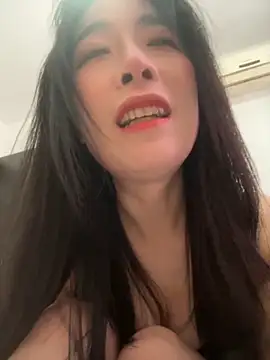 yourkeer online show from November 19, 2025, 5:51 am