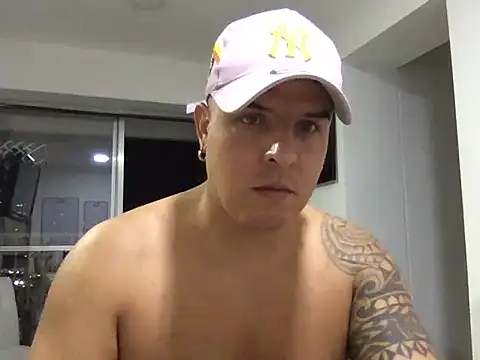 paisaexotico online show from October 2, 2025, 11:30 pm