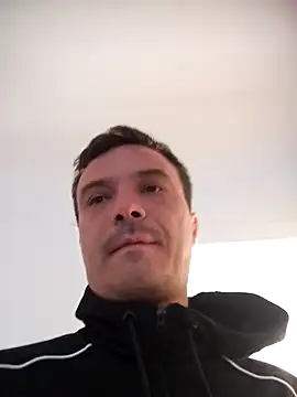 viktor1992-1-1 online show from June 16, 2026, 3:12 pm