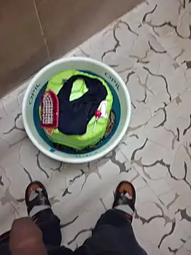 Snapshot of UsurpedThaw chatting on December 20, 2025, 7:17 pm UsurpedThaw online show from December 20, 2025, 7:17 pm