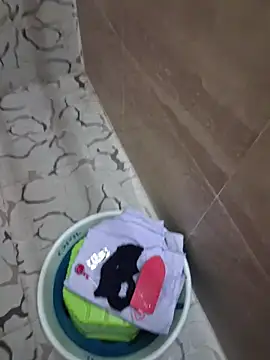 Snapshot of UsurpedThaw chatting on December 19, 2025, 7:27 pm UsurpedThaw online show from December 19, 2025, 7:27 pm