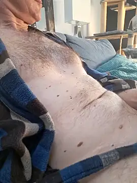 Vintermelon2 online show from April 10, 2026, 5:25 am