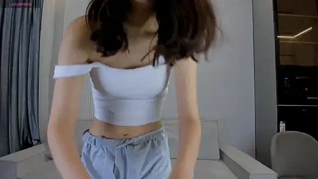 Snapshot of angel_soo chatting on November 21, 2025, 1:43 pm angel soo online show from November 21, 2025, 1:43 pm