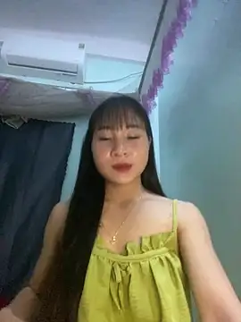 banlinh004 online show from May 5, 2026, 2:20 pm