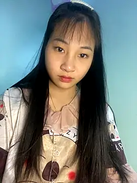 Snapshot of banlinh004 chatting on October 2, 2025, 2:53 pm banlinh004 online show from October 2, 2025, 2:53 pm