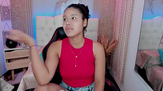 AriaVega online show from March 9, 2026, 12:52 pm