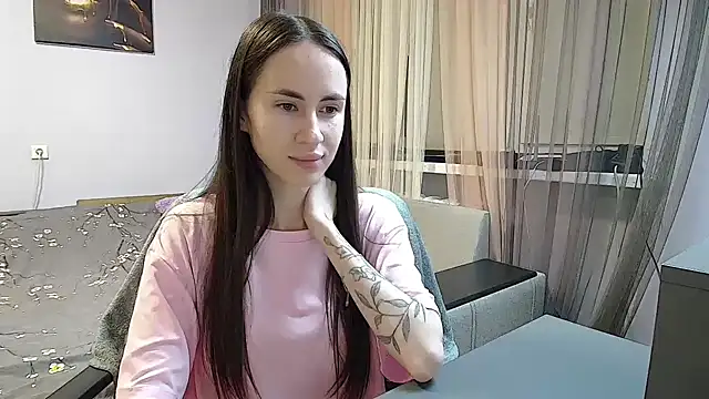 Snapshot of Chloe_Skims chatting on October 14, 2025, 6:08 pm Chloe Skims online show from October 14, 2025, 6:08 pm