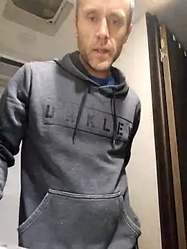 mcxxx87 online show from October 22, 2025, 5:29 am