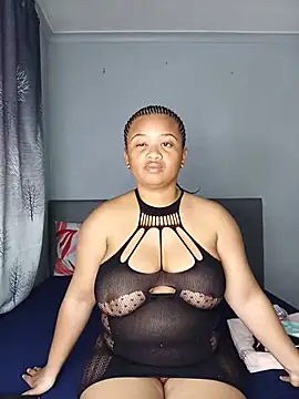 Sultrytits6 online show from May 21, 2026, 9:23 pm