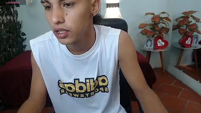 LiamBlack16 online show from October 4, 2025, 12:07 pm