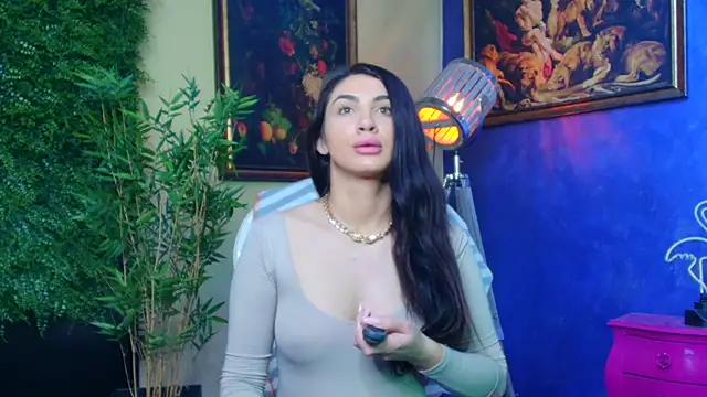 nicolepalmer online show from October 25, 2025, 2:07 pm