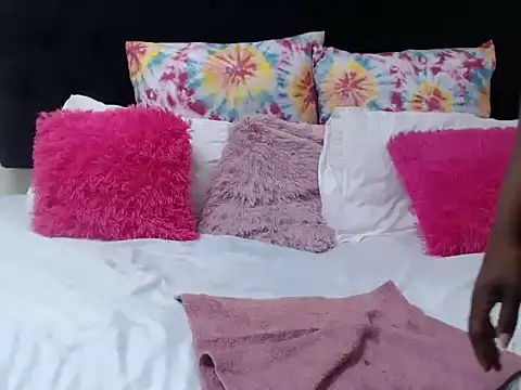 Snapshot of Darkbeautyxxx30 chatting on October 23, 2025, 12:15 pm Darkbeautyxxx30 online show from October 23, 2025, 12:15 pm