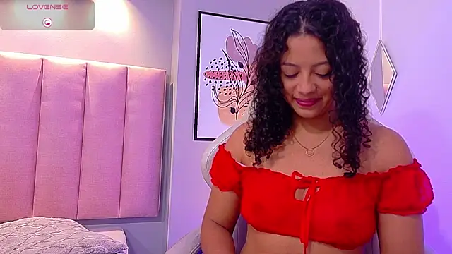 Snapshot of CamilaLevy chatting on February 10, 2026, 12:37 pm CamilaLevy online show from February 10, 2026, 12:37 pm