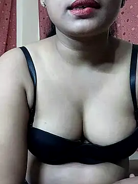 Aditi1996 online show from November 7, 2025, 6:45 pm