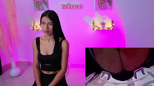 Snapshot of alejamedusa chatting on October 9, 2025, 11:33 am alejamedusa online show from October 9, 2025, 11:33 am