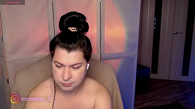 micromouse mo online show from October 26, 2025, 9:48 pm