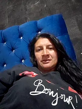 Snapshot of Lesli_14 chatting on November 16, 2025, 1:54 am Lesli 14 online show from November 16, 2025, 1:54 am