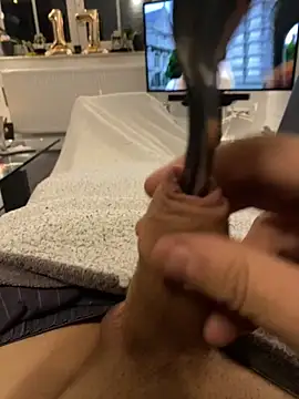 Snapshot of Sklavekay chatting on February 7, 2026, 7:11 pm Sklavekay online show from February 7, 2026, 7:11 pm