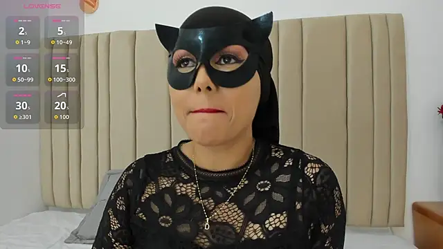  alishaa c online show from October 18, 2025, 2:46 am