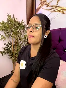 sharon ec online show from October 7, 2025, 1:23 pm