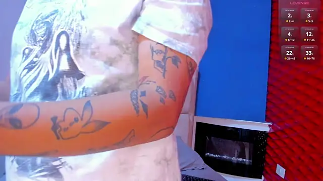 Snapshot of Nixielee_ chatting on October 27, 2025, 7:26 pm Nixielee online show from October 27, 2025, 7:26 pm