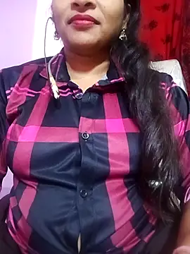 Priyanka hot54 online show from October 7, 2025, 4:41 pm
