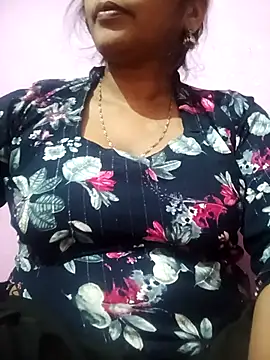 Priyanka hot54 online show from October 8, 2025, 6:15 am