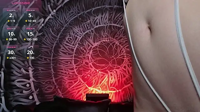 dahlia darkwood online show from February 4, 2026, 3:34 am