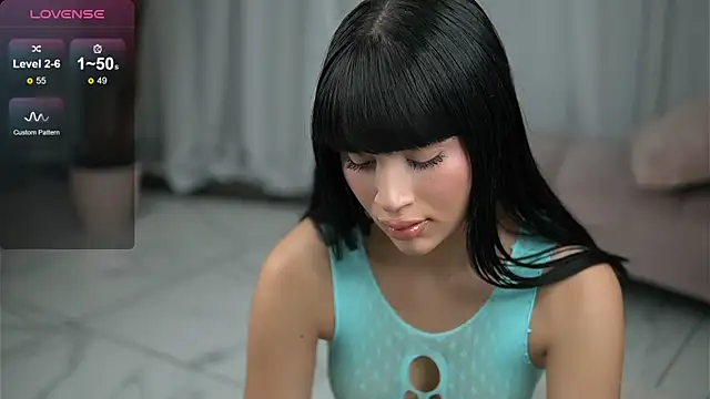 MysticLayla online show from November 3, 2025, 4:39 am