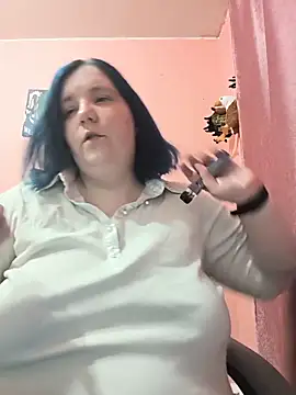  alexandra ray  online show from May 10, 2026, 12:20 pm