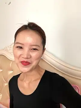 Mile-m online show from January 14, 2026, 4:27 am