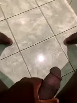 Snapshot of Dark_vains chatting on October 6, 2025, 2:24 am Dark vains online show from October 6, 2025, 2:24 am