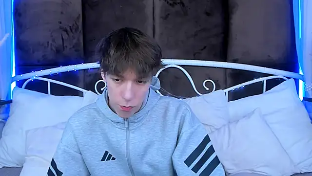 MarkBranston online show from April 5, 2026, 9:38 am