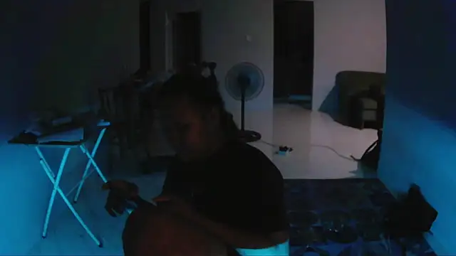 latexidn online show from December 2, 2025, 3:47 pm