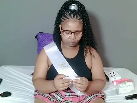 BoobsBae04 online show from October 20, 2025, 7:58 pm