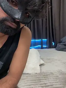 vickyandtania online show from February 12, 2026, 5:02 pm